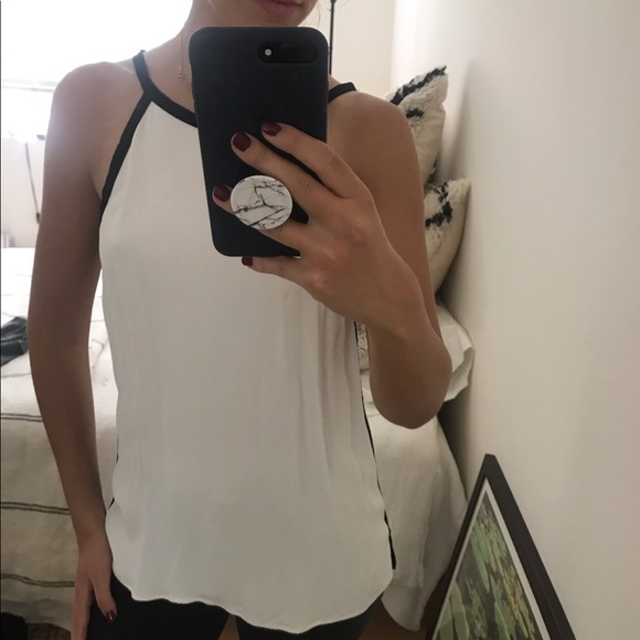 White and black formal blouse - Picture 4 of 4